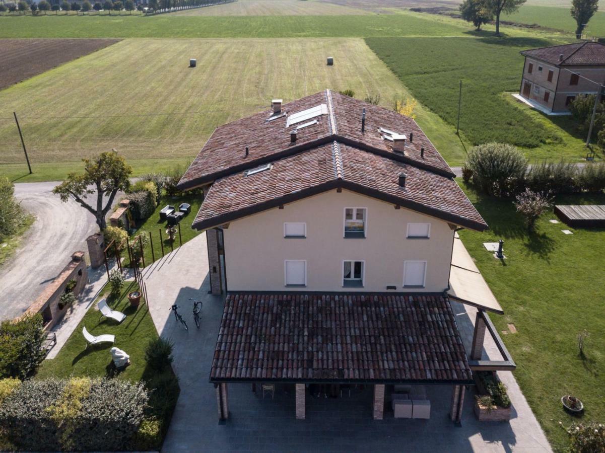 La Piccola Torre Bed and Breakfast Scandiano Exterior foto