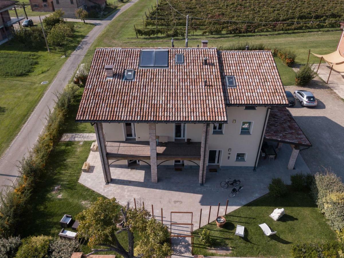 La Piccola Torre Bed and Breakfast Scandiano Exterior foto