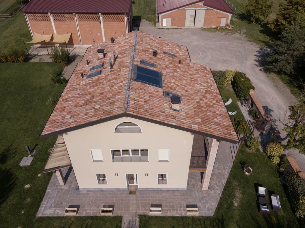 La Piccola Torre Bed and Breakfast Scandiano Exterior foto